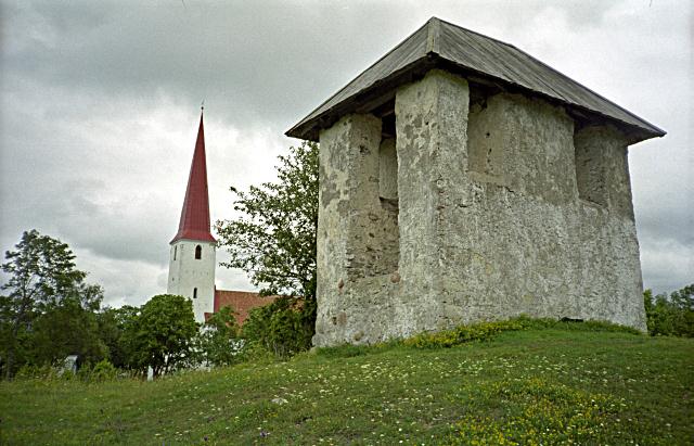 File:Kihelkonna kirik ja vana kellatorn 1998 [Eesti Rahva Muuseum 2631-3_www.muis.ee].jpg